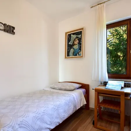 Apartament Pino *